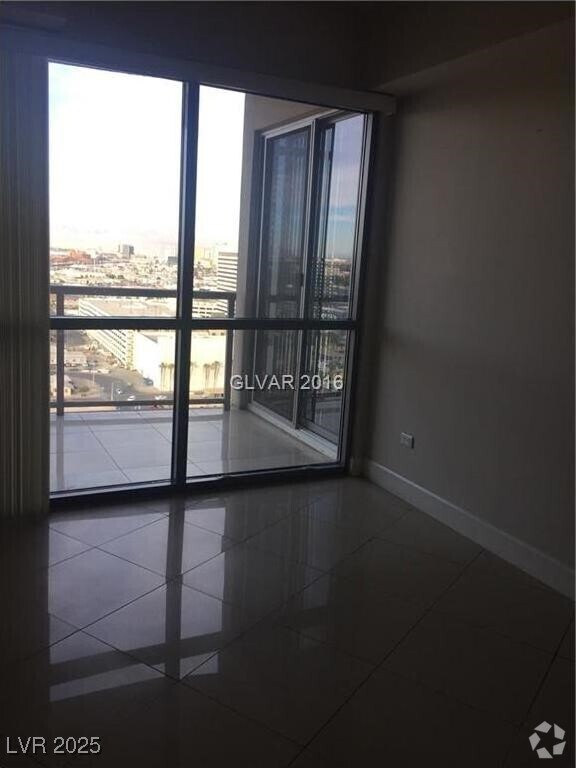 Building Photo - 200 W Sahara Ave Unit 1110 Rental
