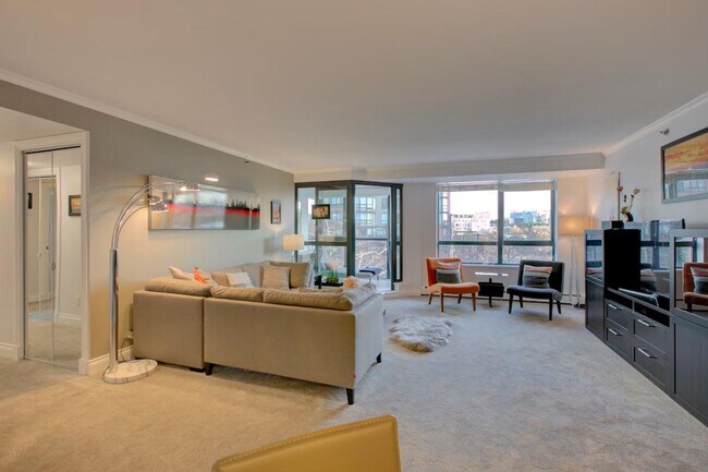 Photo - 289 Drake St Unit ID1345521P