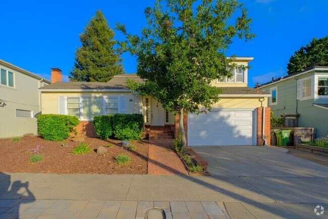 Building Photo - Piedmont Pines charming 3 Bedroom availabl... Rental