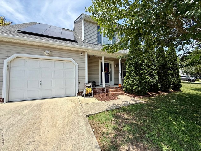 Building Photo - 4-bedroom, 2.5-bath home on a cul-de-sac street!