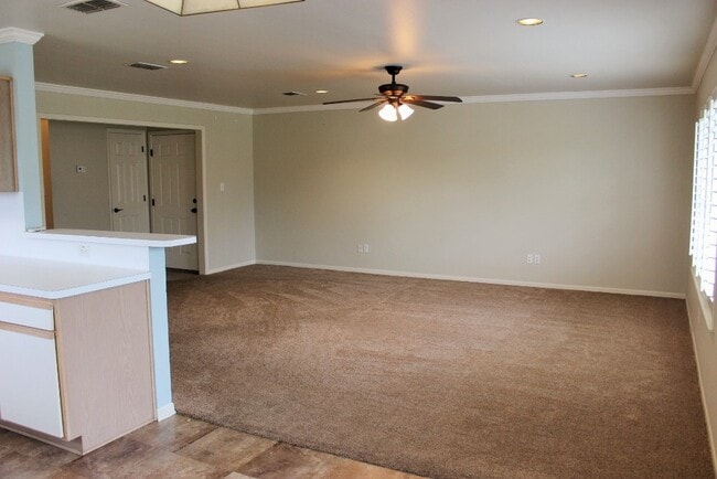 Photo - 347 Stone Hill Dr