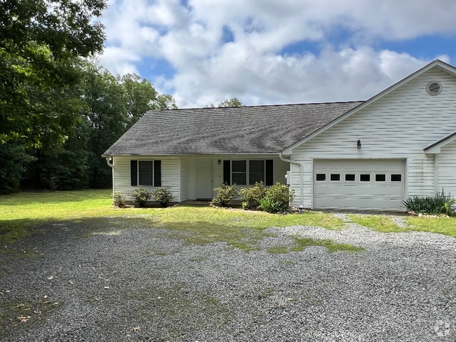 Building Photo - 32422 White Oak Dr Rental