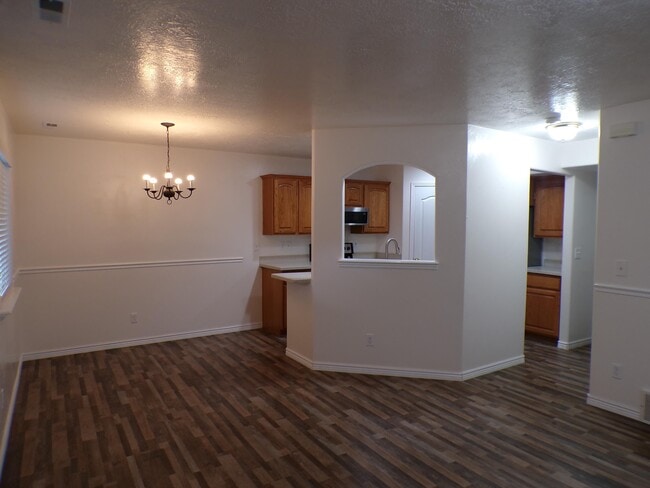 Photo - 1464 S Silver Maple Ct