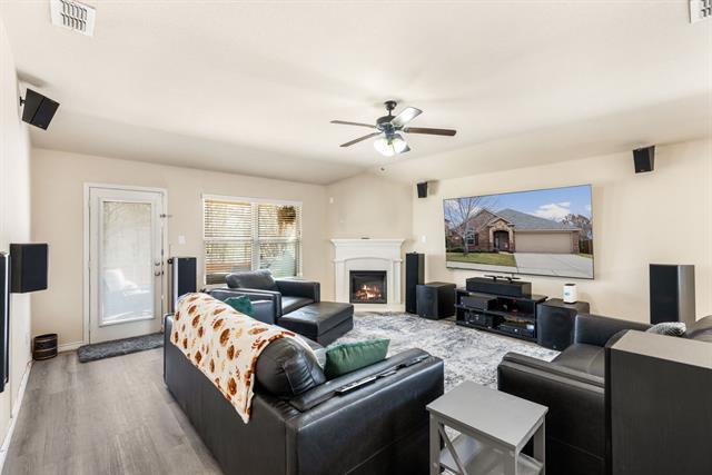 Photo - 2104 Eppright Dr