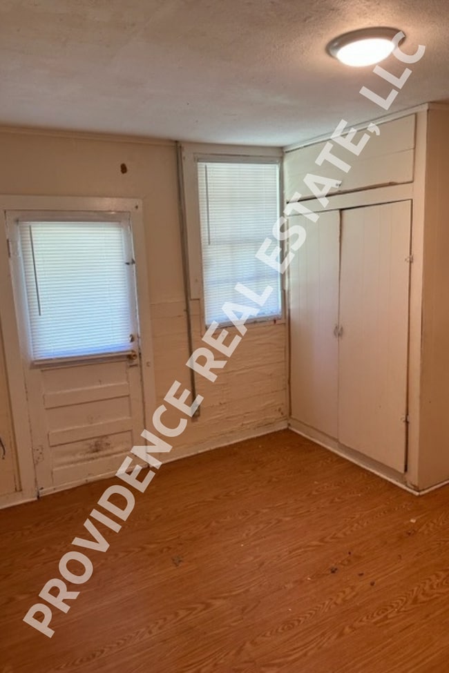 Photo - 2907 Winona Dr