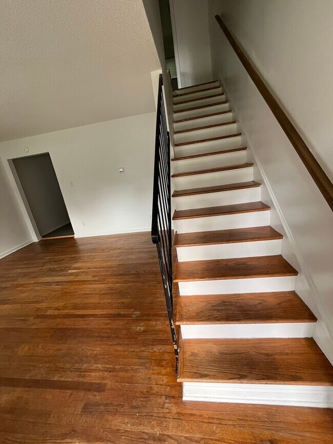 Photo - Adorable 2 Bed 1 Bath Available NOW! Unit 3817