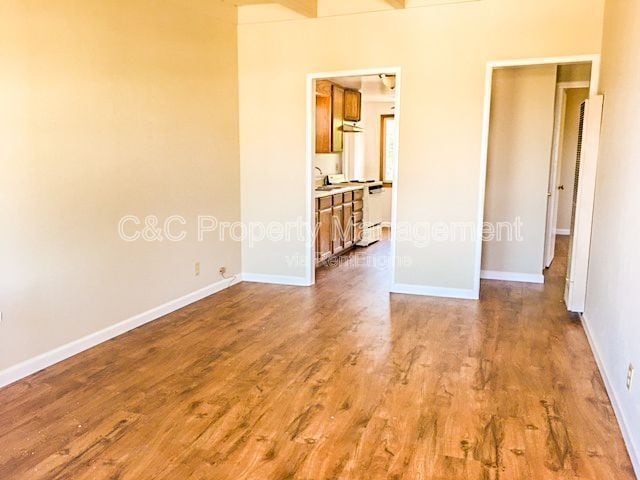 Photo - 1288 Darwin St