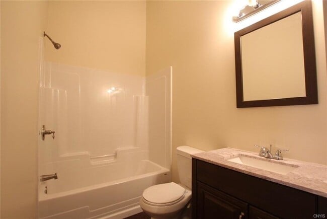 Photo - Village of Carthage 2 Bedroom / 1 Full Bath Completely Renovated Apartment