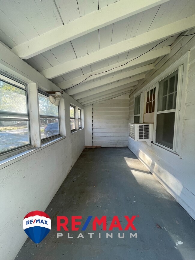 605 W 26th Ave