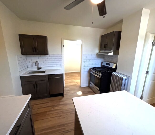 Photo - 163 N Lombard Ave Unit 163 N Lombard Ave