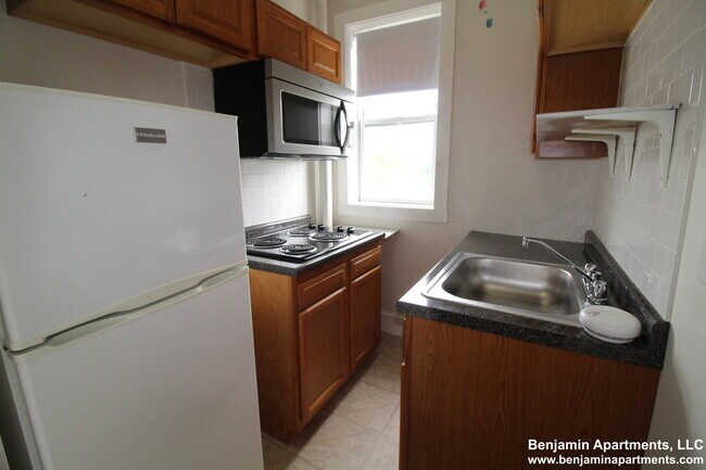 Photo - 1161 Boylston St