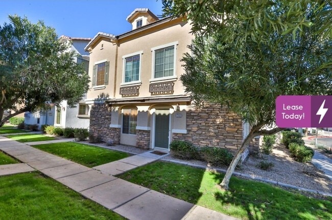 Photo - 744 N Laguna Dr House