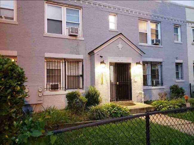 Photo - 1251 Penn St NE Apartment Unit 1