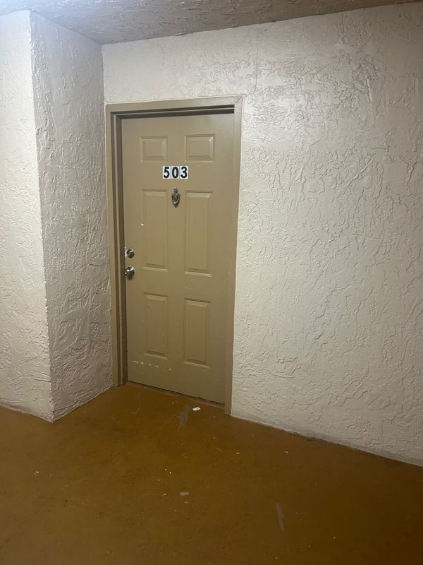 Building Photo - 15231 SW 80th St Rental