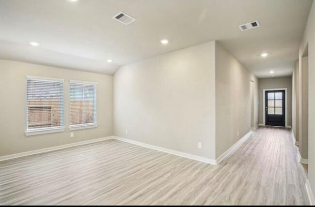 Building Photo - 3110 Winding Mile Ct