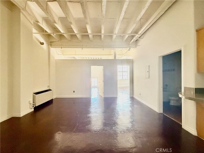 Building Photo - 312 W 5th St Unit 903