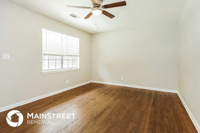 Photo - 690 Brooksdale Dr