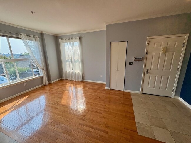 Photo - 1541 Cherrylane Pl S