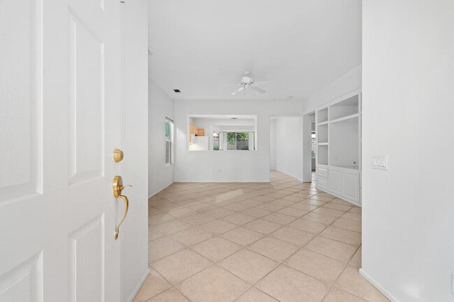 Photo - 78472 Glastonbury Way