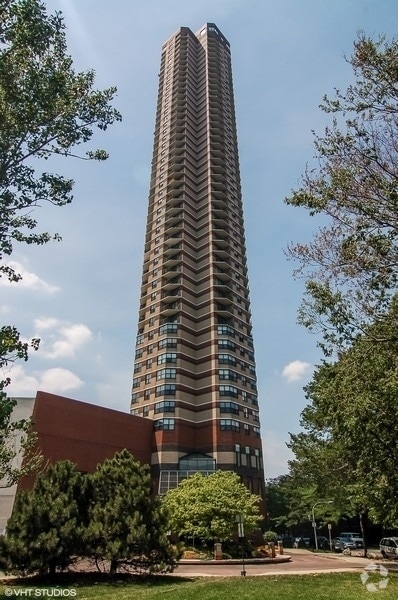 Building Photo - 3660 N Lake Shore Dr Unit 1802 Rental