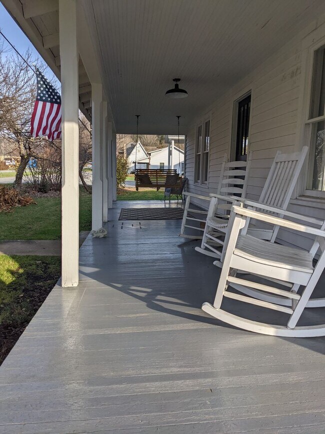 Photo - Barnardsville Rental!