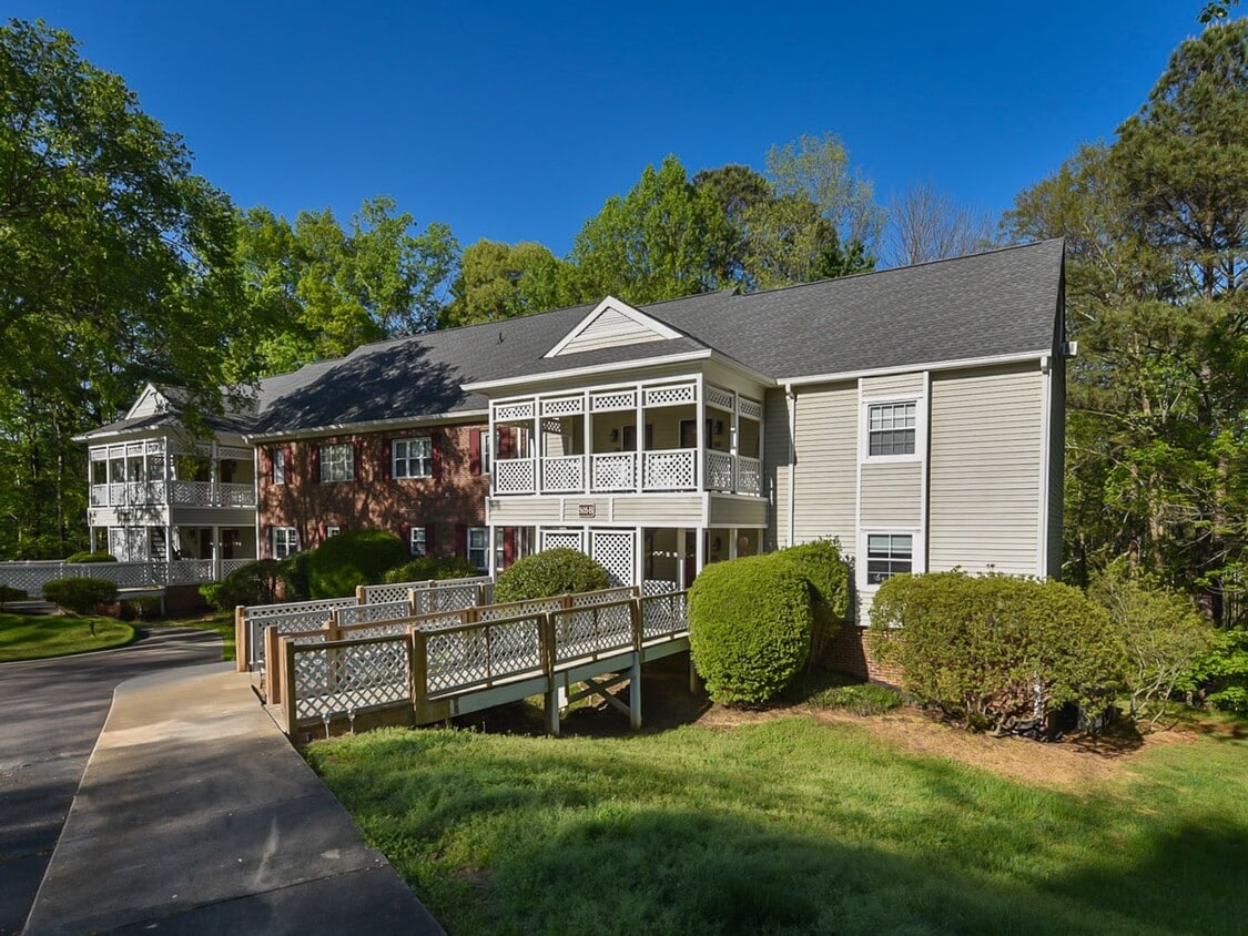 Beautifully Updated 1 Bedroom Condo! - Beautifully Updated 1 Bedroom Condo!
