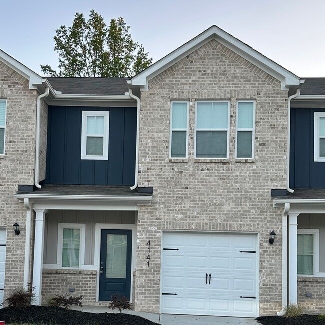 Building Photo - 4141 Oakwood Ter Ct Rental