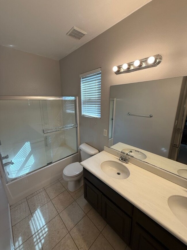 Photo - 10317 Titanium St