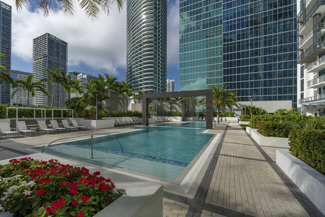 Building Photo - Muze at Met Rental