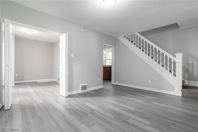 Photo - 312 Upland Ave