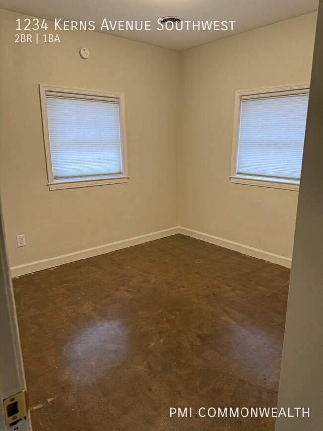 Photo - 1234 Kerns Ave SW