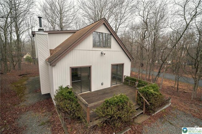 Building Photo - 121 Nosirrah Rd Rental
