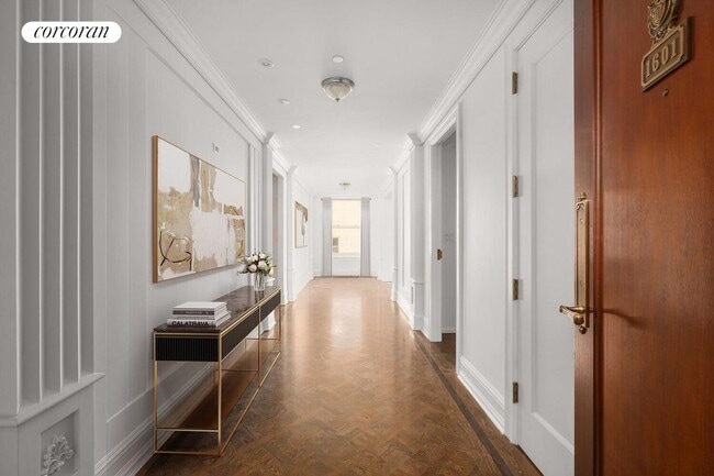 Photo - 1 Central Park S