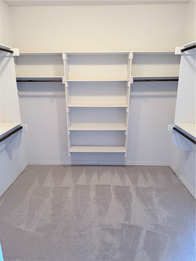 Photo - 7245 Devonshire Ave