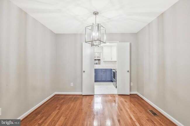 Photo - 10257 Friendship Ct