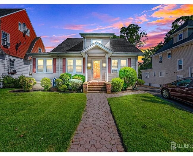 Photo - 305 Penfield Pl Unit 2