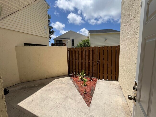 Photo - 631 Executive Center Dr Unit K101