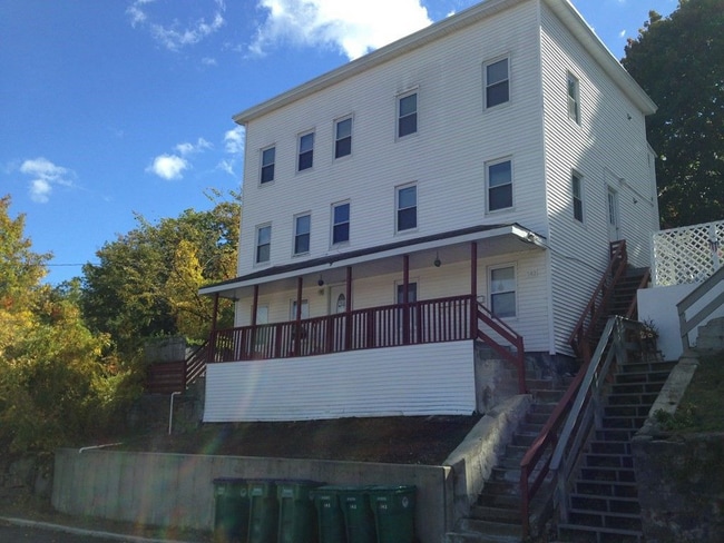 Photo - 142 Leighton St