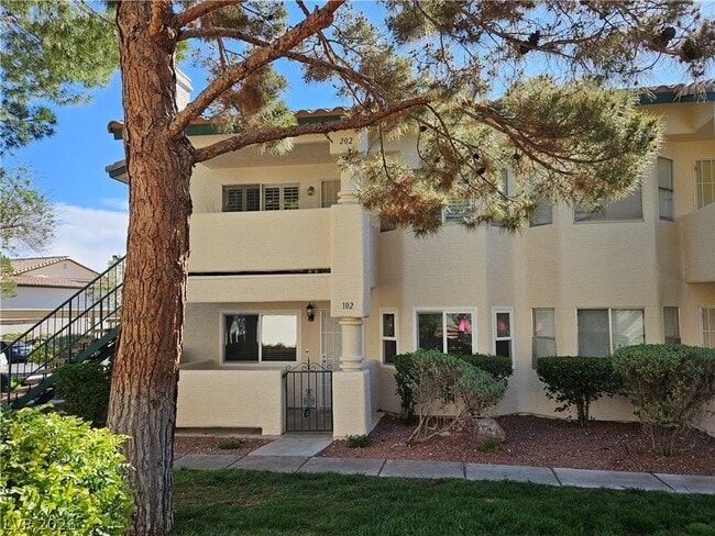 Photo - 7933 Terrace Rock Way Unidad 102
