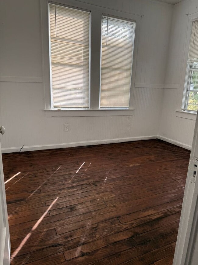 Photo - 2210 18th St