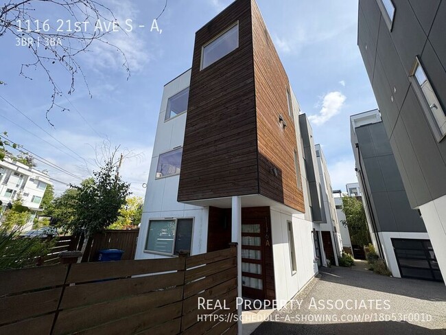 Photo - 1116 21st Ave S House