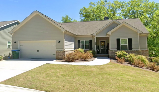 Building Photo - Beautiful 4BR/3BA Home in Desirable Statham Location