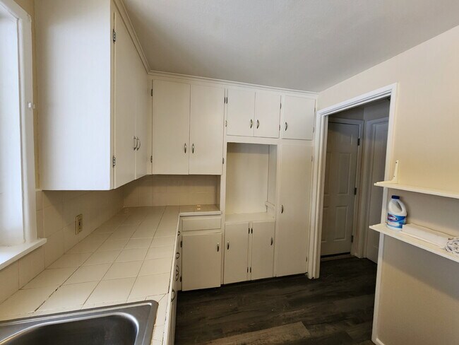 Photo - Convenient Aurora Location Near Anschutz Medical Campus And Stanley Marketplace