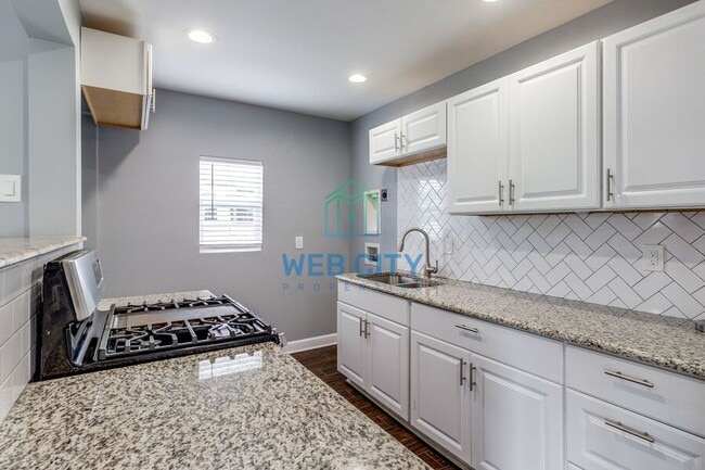 Photo - 11510 Stein St