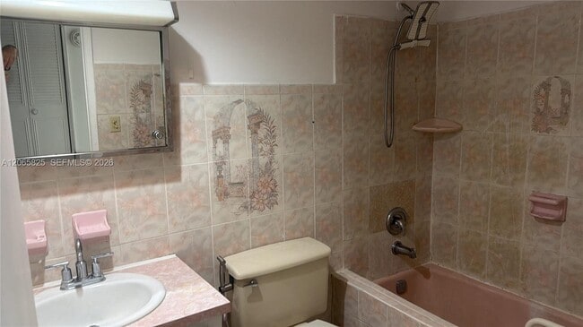 20310 NE 2nd Ave Unit 5