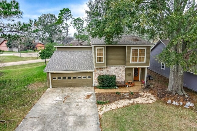 Photo - Well maintained 4 Bed home near Woman's Hospital