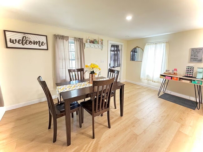 41 Walnut St Unit 1