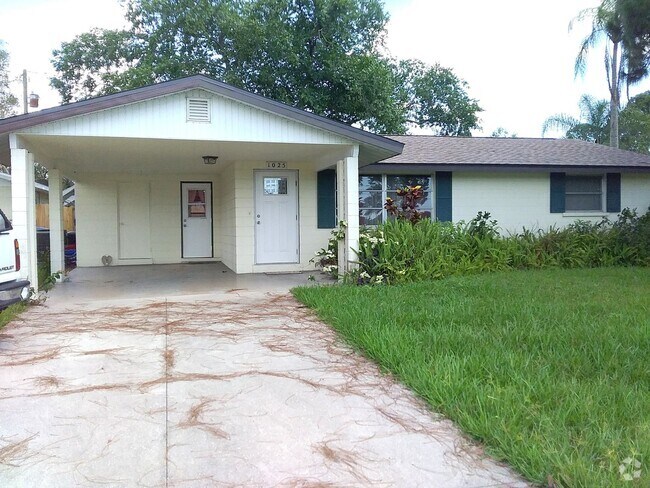 Building Photo - January 2024 - 2BR/1.5BA Single Family Hom... Rental