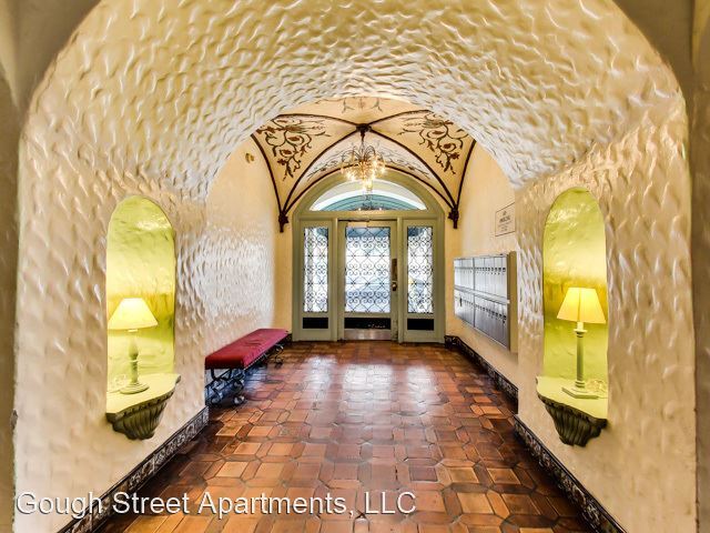 Photo - 1530 Gough St