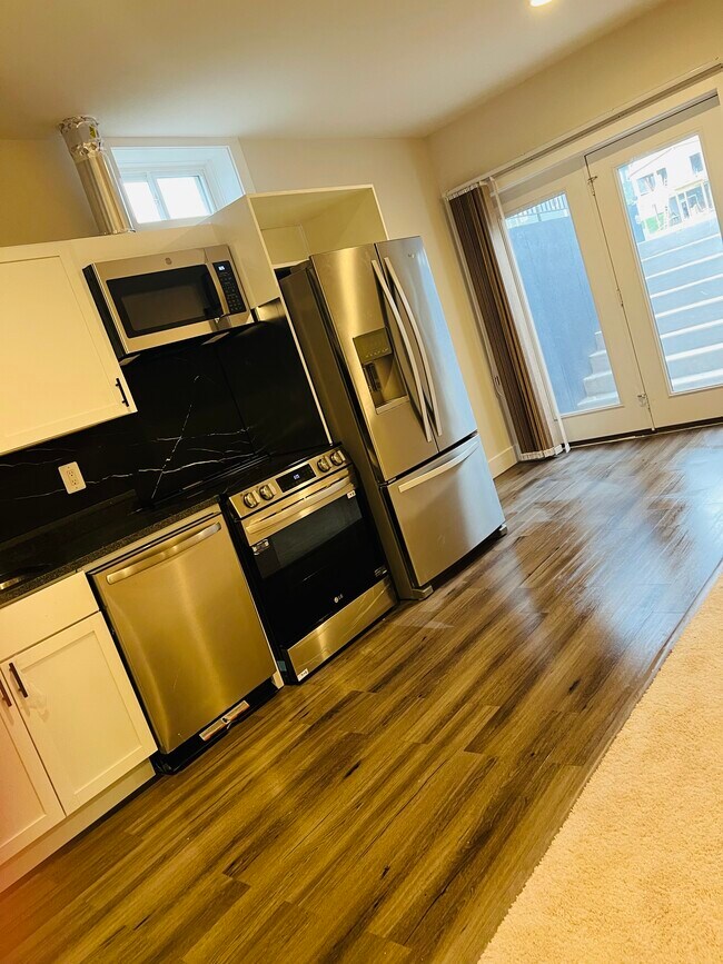 Kitchen - 23765 Emma Oaks Dr House